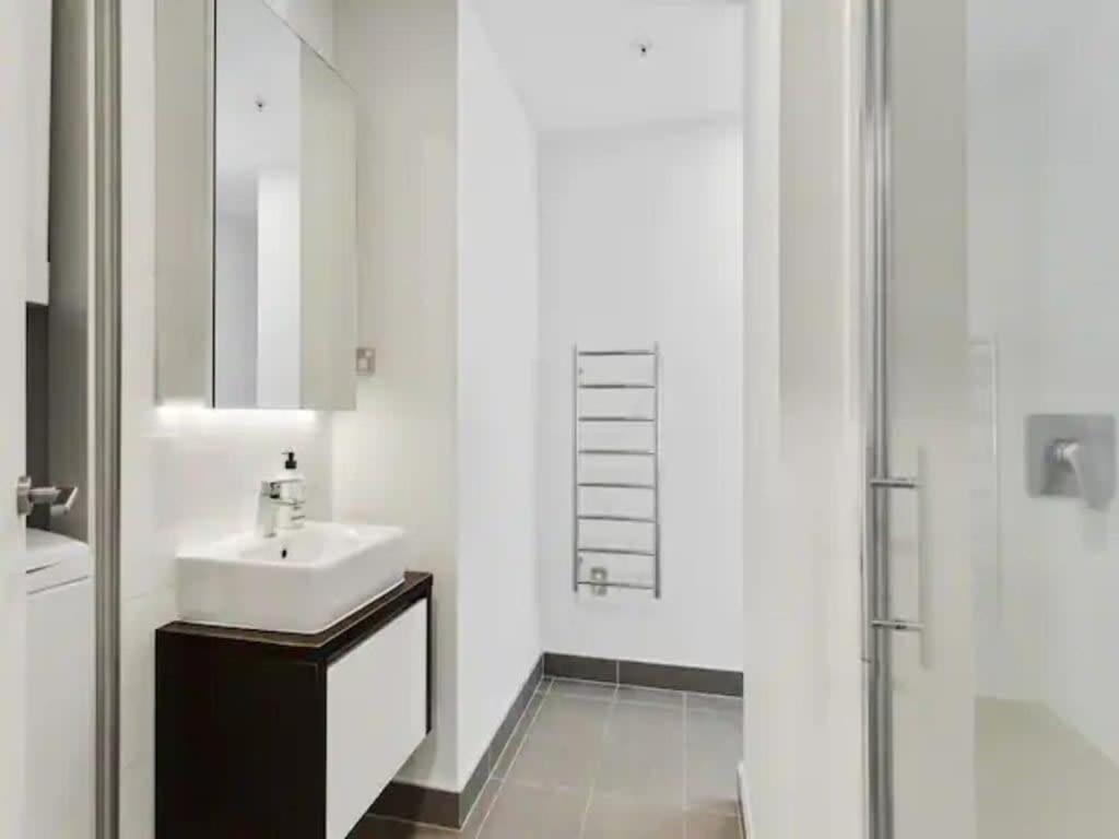Two Bedroom Apartment - Large Balcony Central أوكلاند المظهر الخارجي الصورة