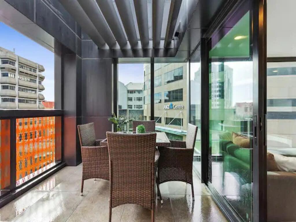 Two Bedroom Apartment - Large Balcony Central أوكلاند المظهر الخارجي الصورة